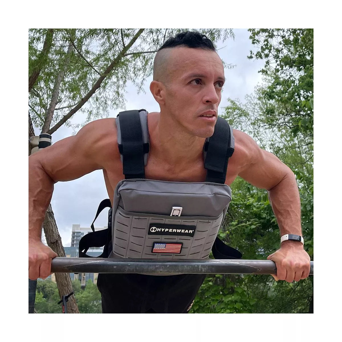 Adjustable Tactical Weight Vest for Enhanced Performance