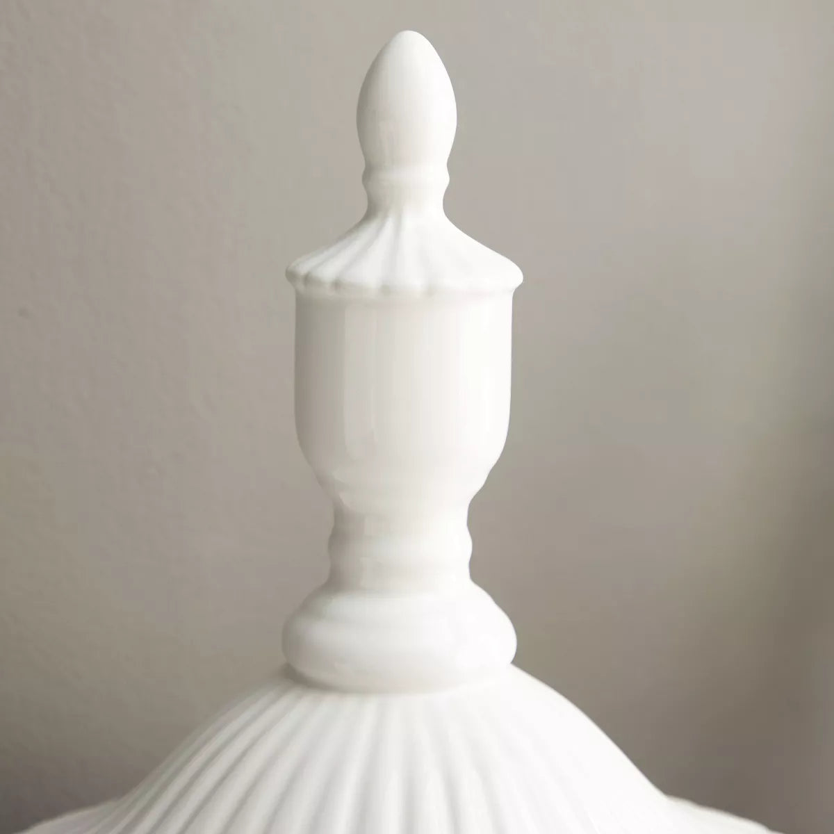 26-Inch Contemporary White Ceramic Vase - Elegant Large Tabletop Decor with Unique Design