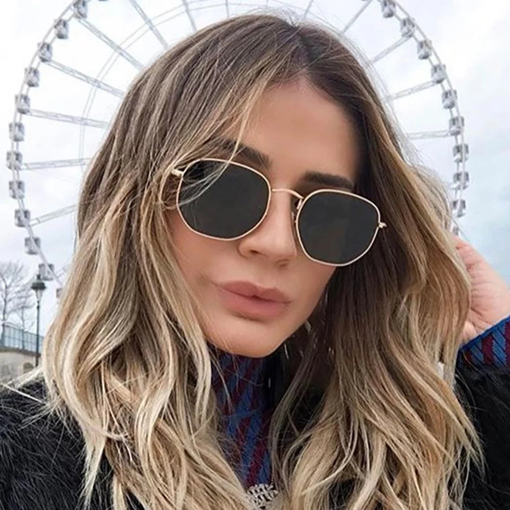 Oval Women Fashion Photochromic Sunglasses Polarized Ladies Metal Gold Frame Sun Glasses 2025 Trending Female Shades