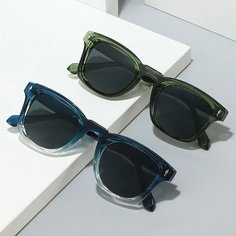 Retro Rivets Square Sunglasses Women Fashion Gradient Shades UV400 Men Green Black Sun Glasses