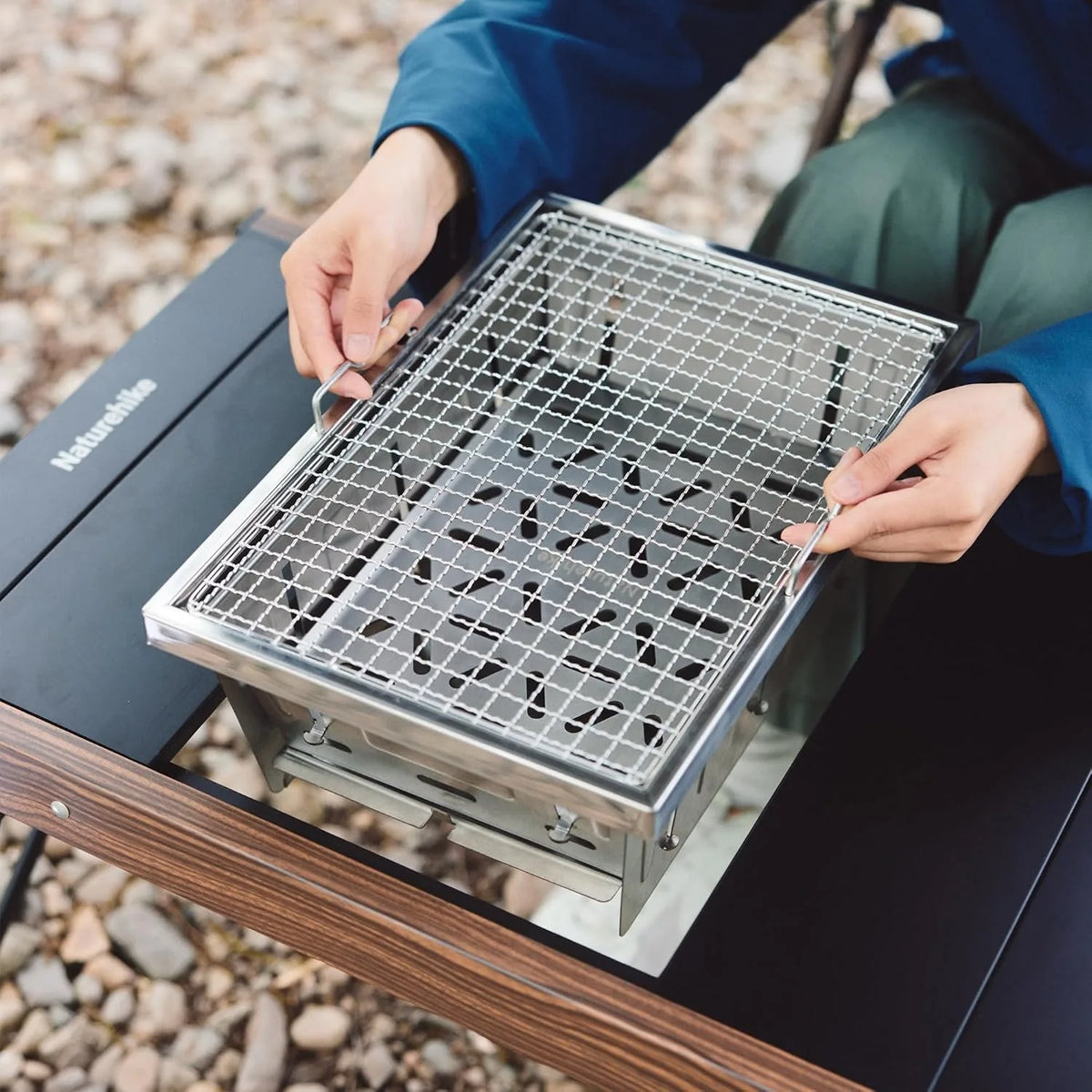 Naturehike Portable Folding Charcoal Grill for IGT Table - Outdoor BBQ Rack with Tongs
