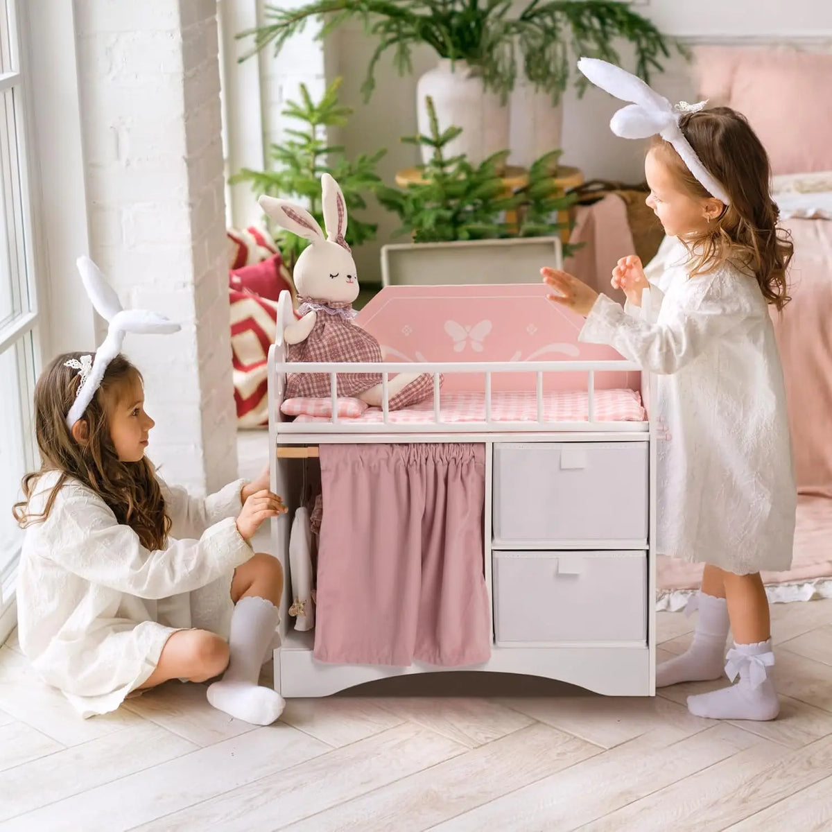 Robotime Wooden Baby Doll Crib with Storage and Bedding, Fits Dolls up to 21", Suitable for Girls 3+, Pink