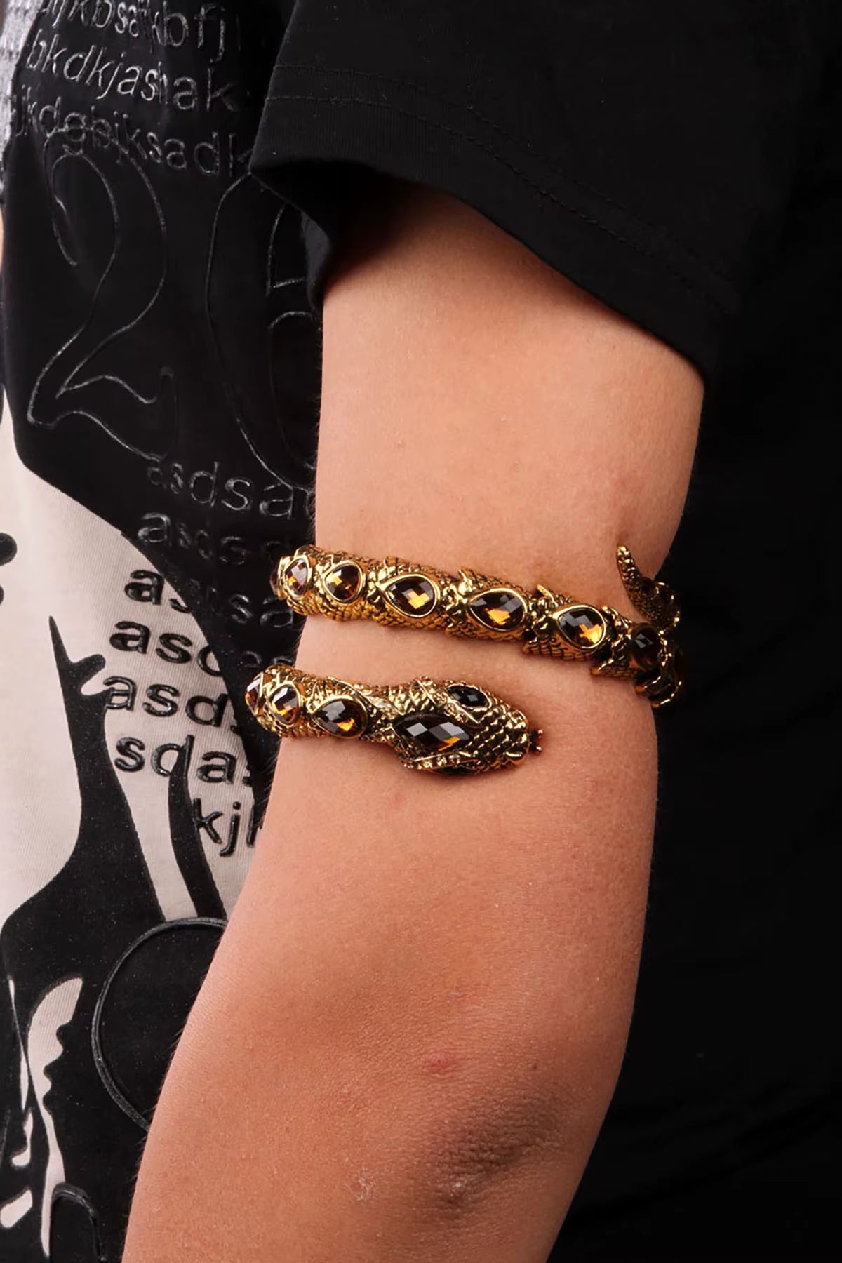 YACQ Stretch Snake Bracelet Armlet Upper Arm Cuff Women Punk Rock Crystal Bangle Jewelry Gold Silver Color Dropshipping A32