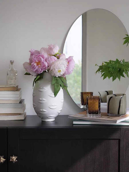 Lip Vase - Modern Abstract Decorative Ceramic Flower Centerpiece Vase
