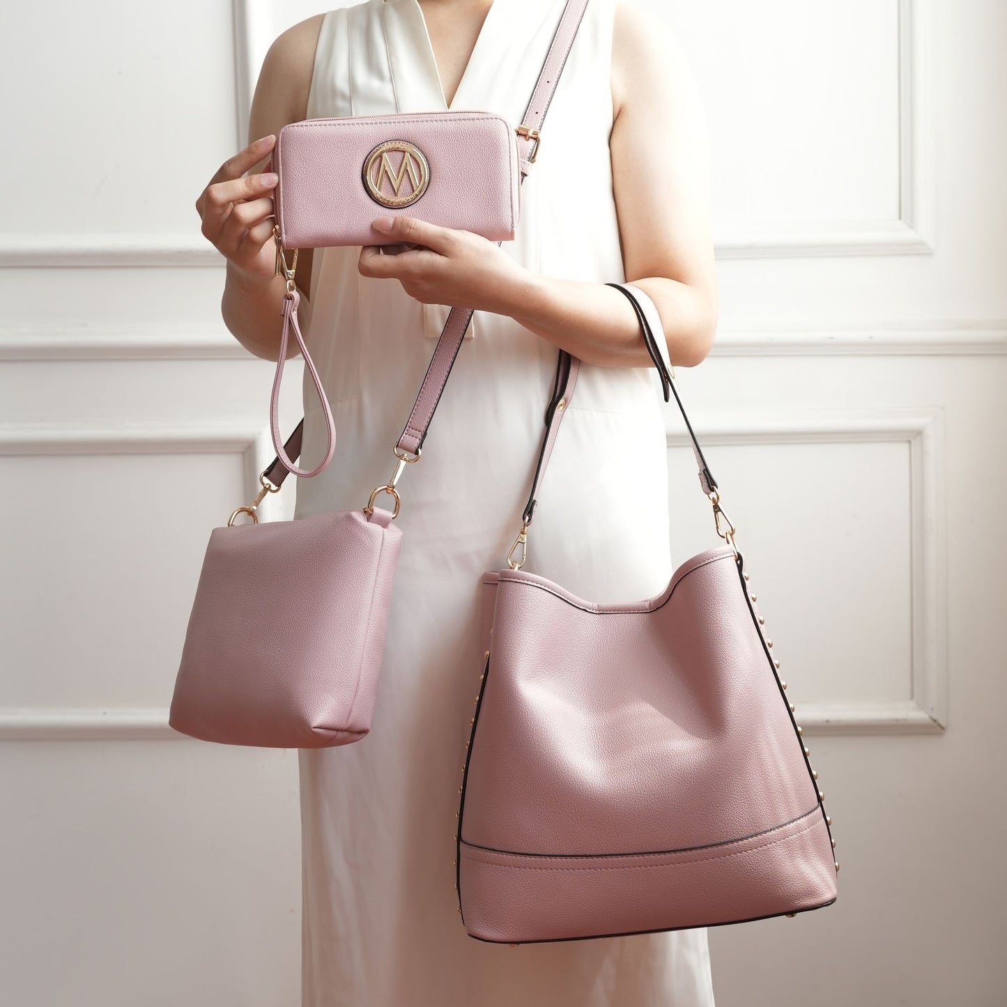 556302741