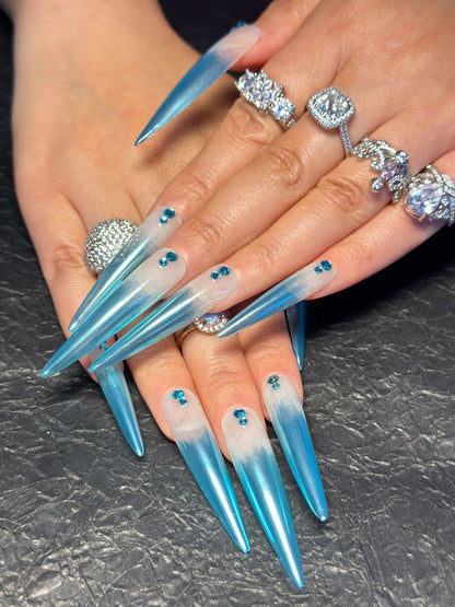 556260981