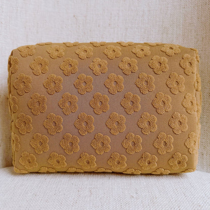 556225011