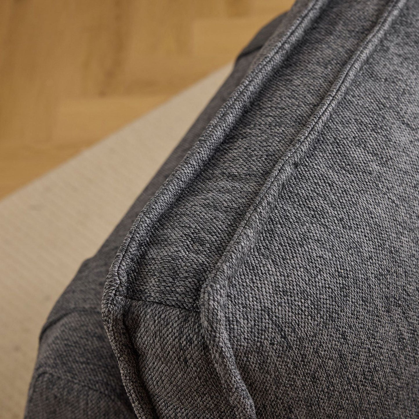 529466731