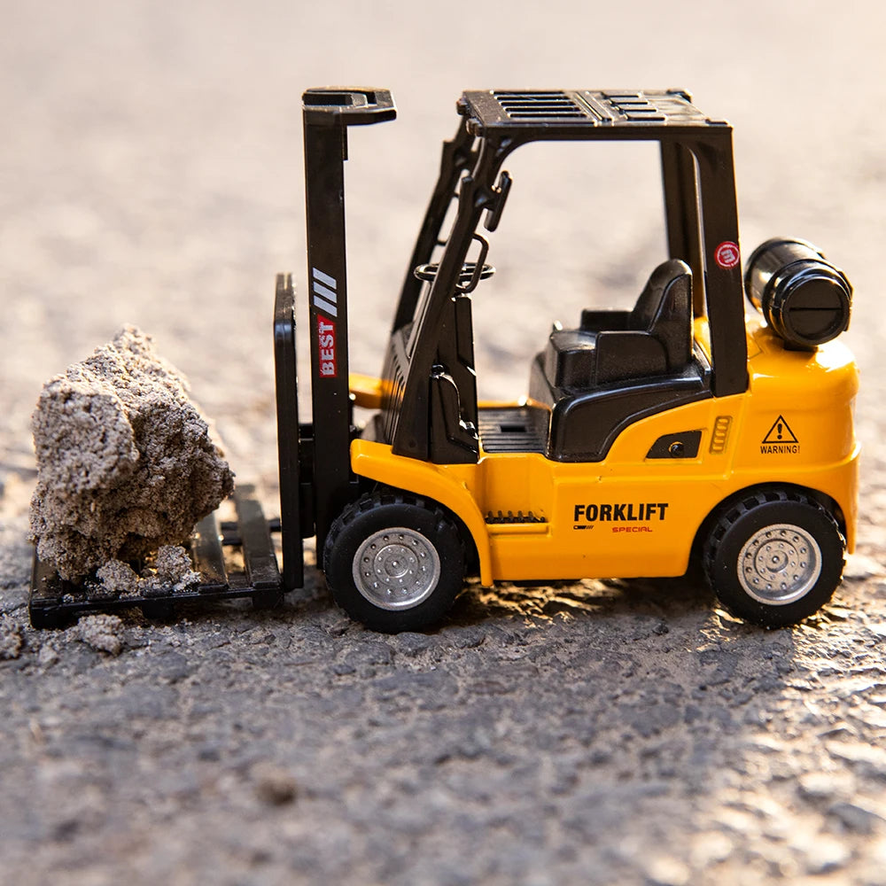 Scale 1:50 Simulation Vehicle Forklift Toy Model Micro Alloy Car Diorama with W/ Cargo Pallet Box Kids Gifts 1Pcs